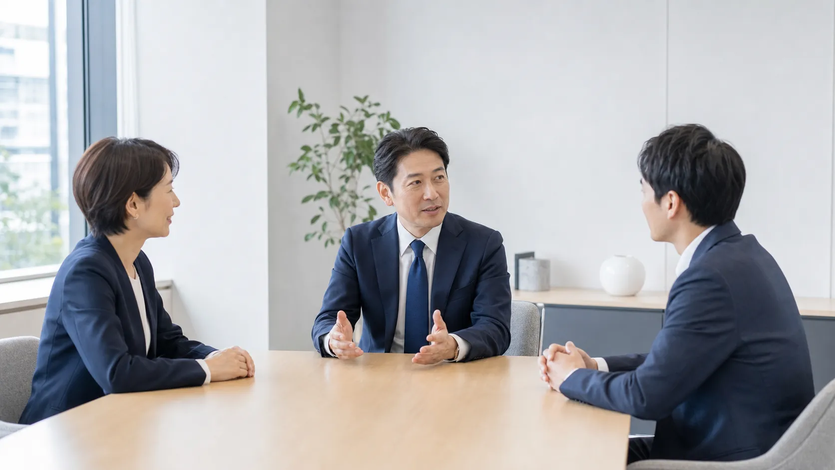 M&A仲介とFAの違いを中立的な立場から説明する専門家