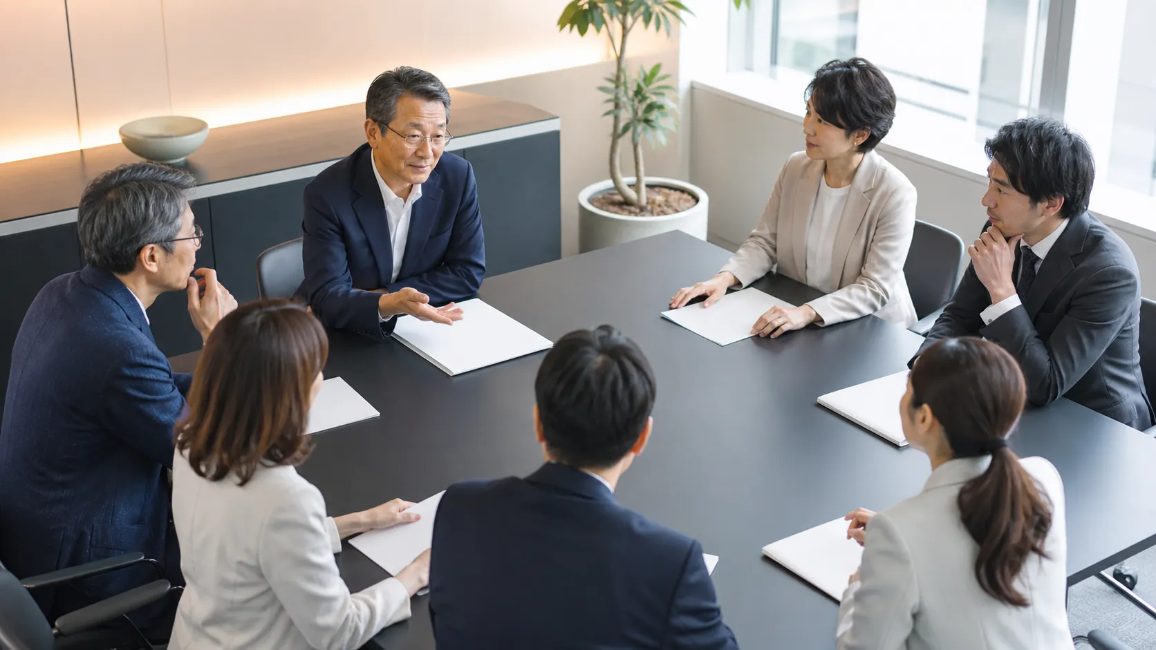 MBO・EBOの基礎知識と事業承継における位置づけを示すイメージ